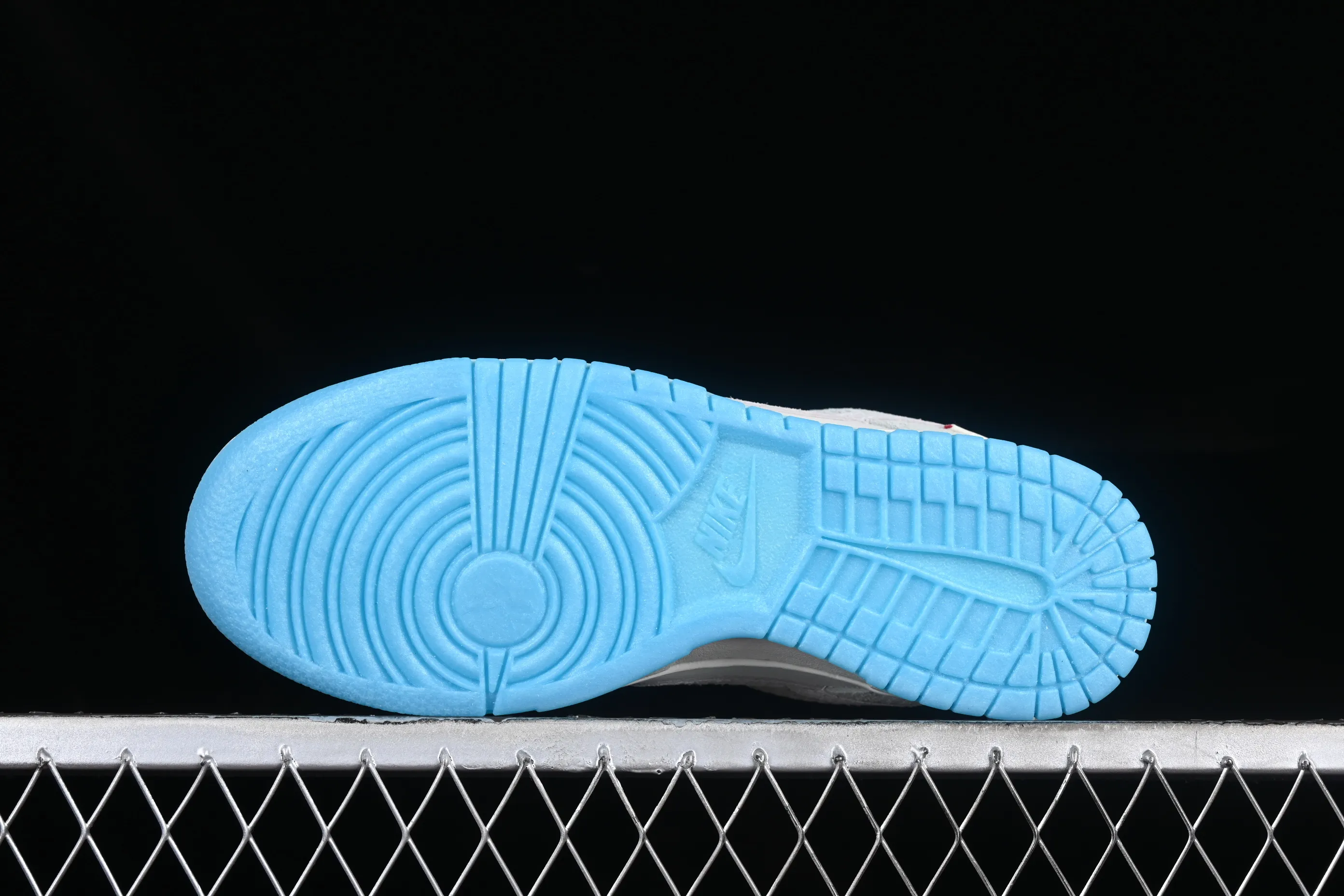 All categories Nk SB Dunk series Nk SB Dunk Low low-top sneakers Nk Dunk Low 2024 Year of the Dragon customized SB low-top casual sneakers FZ5065-111